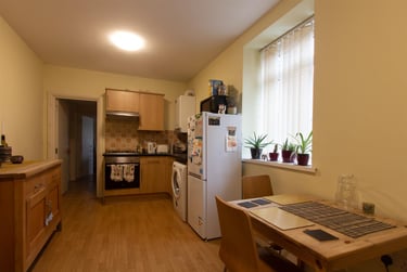 1 bed house, Richmond Road, Plasnewydd, Cardiff, CF243BX - Image 1